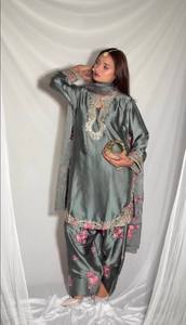 Nouvelle tenue de soirée pour femmes, Salwar Kameez avec Farshi, en tissu satiné japonais lourd, broderie, séchage rapide - Product Image 3
