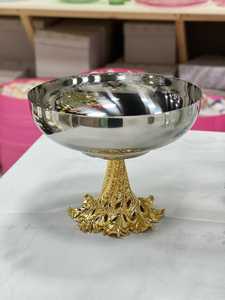Gold Metal Decorative <b>Bowl</b> with Grapevine Leaf Stem Base Handmade Polished Fruit <b>Salad</b> <b>Serving</b> <b>Bowl</b> Luxury <b>Bowls</b> For Tableware - Product Image 3