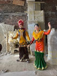 Escenario de Boda con Temática de la Cultura Punjabi Tradicional, Estatuas Punjabi de Fibra Ligera Irrompible Personalizadas para Decoración de Sangeet en Texas - Product Image 2