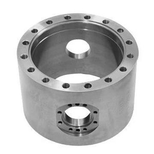Componente de Hardware Mecánico: Carcasa de Bomba con Válvula de Acero Inoxidable Mecanizada con Precisión, Entrada Lateral y Unión - Product Image 1