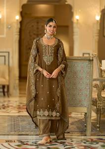 Embroidered Shimmer <b>Kurta</b> Palazzo Set Traditional Indian Pakistani Outfit for <b>Women</b> Party Festival Wear - Product Image 4
