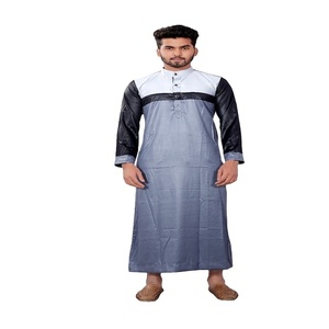 Jubbah Thobe Moderna para Hombre con Botones Delanteros, Elegante Túnica Bordada - Product Image 2