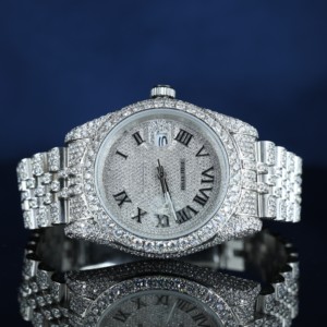 Reloj Mecánico de Alta Gama con Moissanita y Acero Inoxidable, Correa de 16 mm, Esfera con Indicadores, para Profesionales de Negocios, Disponible para la Venta - Product Image 1