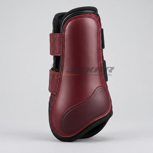 Bottes de brossage pour chevaux modernes, alliant confort, amorti, construction durable et fermeture sécurisée pour les écoles d'équitation - Product Image 3