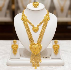 Ensemble de bijoux de mariée de luxe plaqué or 24 carats avec zircon, collier et boucles d'oreilles tendance et traditionnels A-63110 - Product Image 1