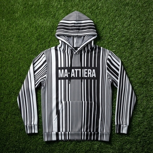 Sweat-shirt à capuche rayé noir et blanc pour homme avec imprimé graphique et poche kangourou, style streetwear décontracté - Product Image 6