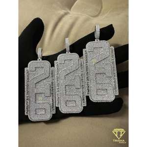 Colgante de Número con Incrustaciones de Diamantes de Lujo, con Texto Lateral Personalizado en Plata 925 con Diamantes Cultivados en Laboratorio - Product Image 4
