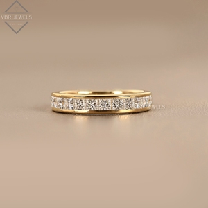 Bague de luxe en or jaune avec diamant taille princesse sertie en canal, bijoux de mariage et d'anniversaire pour femme, cadeau - Product Image 1