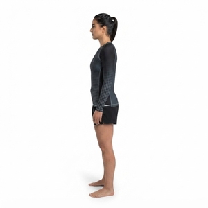 Rashguard de compression Premium OEM pour femmes BJJ MMA 210GSM en polyester recyclé, sublimation, manches longues, pour adultes, anti-humidité - Product Image 3