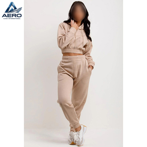 Best Product In Beige Color Ladies Gym <b>Crop</b> Tracksuits <b>Top</b> Selling Best Quality Product 2 Pcs Women Active Wear Set - Product Image 5