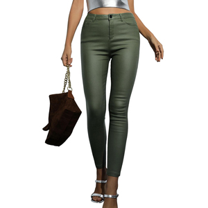 Service OEM, pantalon en cuir véritable de haute qualité à prix raisonnable, pantalon en cuir pour femme avec logo personnalisé de qualité supérieure - Product Image 3