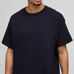 Camiseta Negra Oversize de Nuevo Estilo para Hombre, Hombros Caídos, Tejido Pesado 100% Algodón Transpirable, Ecológica, Lavado a la Arena, Manga Corta - Product Image 1