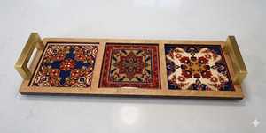 Bandeja de Almacenamiento de Madera Clásica, Organizador de Joyas Rectangular, Asas de Latón, Acabado Barnizado, Apta para Lavavajillas, Uso en la Cocina, Multifuncional - Product Image 2