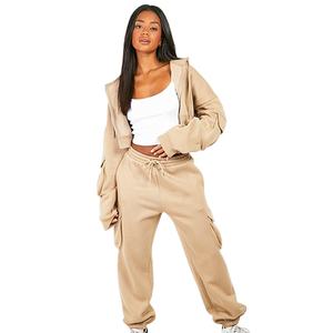 เสื้อฮู้ดครอปผู้หญิงคุณภาพสูง หลายกระเป๋า ทรงโอเวอร์ไซส์ สำหรับฤดูหนาว สวมใส่สบายๆ ชุดวอร์มหนานุ่มสำหรับผู้หญิง - Product Image 1