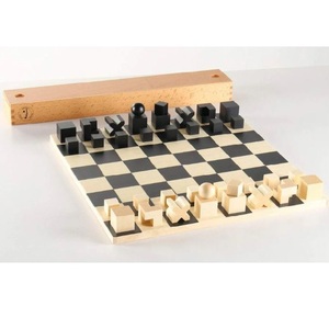 Jeu d'échecs en bois massif artisanal de luxe |   Pions d'échecs abstraits minimalistes avec plateau pliable |   Jeu de société éducatif professionnel - Product Image 2