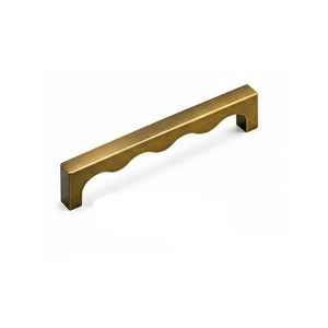 Poignée de meuble de cuisine minimaliste contemporaine en laiton noir, durable, écologique et antirouille - Product Image 1