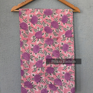 Tela de Algodón Estampada a Mano con Flores Rosas y Moradas para Vestidos y Manualidades - Product Image 3