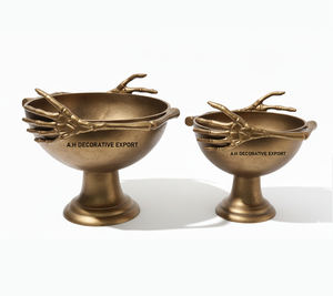 Frutero de Latón Antiguo con Diseño de Mano de Esqueleto Plato de Servir con Pedestal, Centro de Mesa Metálico Decorativo para Halloween, Decoración del Hogar, Tazón para Dulces - Product Image 1