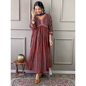 Party Wear Top-Bottom y Dupatta Set con estampado y bordado Trabajo XL Tamaño - Product Image 4