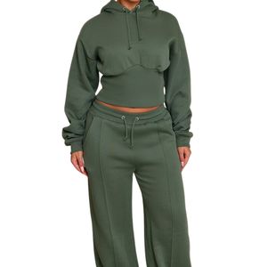 Conjunto de Sudadera Corta y Pantalones Deportivos para Mujer, de Forro Polar Grueso, Traje Deportivo Informal de Dos Piezas, Ropa de Gimnasio, Venta al Por Mayor OEM - Product Image 2