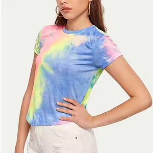Camiseta Tie Dye para Mujer con Elegante Mezcla de Colores, Estilo Relajado y Toque Moderno - Product Image 3