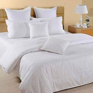Parure de lit 4 pièces 1+2 PLW+1 150 GSM 400 TC Double 90x100 pouces avec couette en soie à motif animalier pour hôtel, maison, mariage - Product Image 1