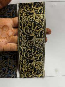 Dentelle Rapiyar de haute qualité, idéale pour les bordures de sari, les lehenga, la confection de robes et la décoration de chaussures. - Product Image 2