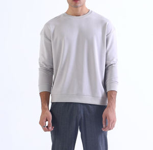เสื้อสเวตเชิ้ตคอกลมโอเวอร์ไซส์ผู้ชายขายส่งแบบ OEM ผ้าฝ้าย 100% เสื้อครอปคอกลมแบบสวมหัว ไม่มีลาย หนานุ่ม สำหรับผู้ชาย - Product Image 2