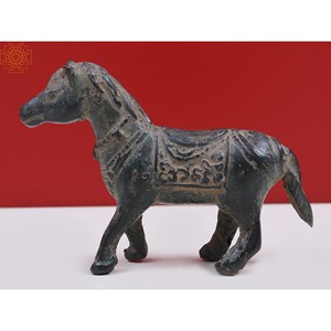 Figurine de cheval en laiton de 4 pouces à la main Statue de petit animal pour la décoration intérieure Article de sculptures uniques - Product Image 1
