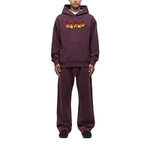 Ensemble sweat-shirt et pantalon de survêtement avec logo personnalisé |   Survêtement en molleton lourd bordeaux |   Streetwear en marque propre OEM - Product Image 1