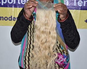 Extensions de cheveux bruts non traités indiens vierges Remy, faisceaux ondulés soyeux naturels originaux, sans traitement chimique, cheveux ondulés - Product Image 4