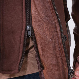 Chaqueta de Cuero Impermeable para Hombre, Marca Comfortex International, Estilo Moderno y Ajustado, la Más Vendida - Product Image 5