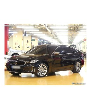 BMW GranTurismo (GT) 630i XDrive Luxury 2022, 17,000 km, Caja de Cambios Automática, Volante a la Izquierda - Product Image 2