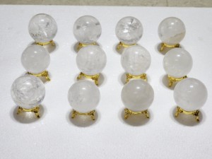 Esferas de Cuarzo Cristalino al por Mayor, Suministros Naturales Hechos a Mano, Bolas Impermeables, Piedras, Esferas de Cristal, Cristal Amayra, Gujarat - Product Image 3
