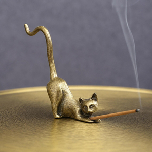Porte-encens vintage en alliage mignon en forme de chat étiré - Product Image 3