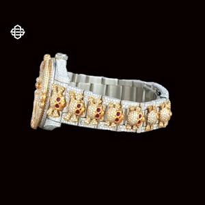 Montre de luxe élégante pour homme, en quartz, avec verre en moissanite, design tête de mort 41 mm, personnalisée, sertie de diamants, bracelet en acier inoxydable - Product Image 4