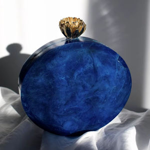 Bolso de Mano Personalizado UO-RP-0010 de Resina con Logotipo Personalizado, Regalo Perfecto y Accesorio para Fiestas, Suministro Mundial desde India - Product Image 1