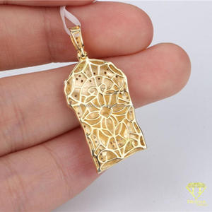 Pendentif Charme Roi Jésus de Designer avec Finition Bijoux Premium - Product Image 5