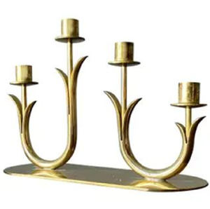 Support à deux piliers symétriques en or, doté d'un design unique de cadre en fil métallique superposé en forme d'arche. Disponible aux prix de gros. - Product Image 2