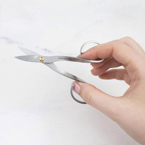 Ciseaux à cuticules en acier inoxydable, lame droite, pointe acérée, trou rond, outils de manucure durables pour adultes - Product Image 6