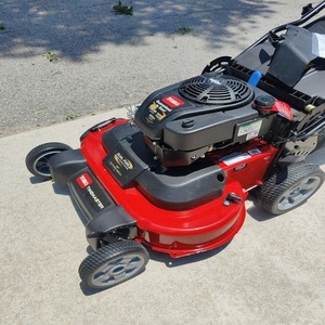 Solution durable d'entretien des pelouses, tondeuse à gazon Toro TurfMaster de 30 pouces, conçue pour les grandes pelouses et les parcs - Product Image 2