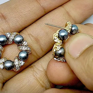 Pendientes de Aro de Perlas Negras de Lujo, Pendientes Circulares Chapados en Oro para Mujer, Joyería de Moda al por Mayor - Product Image 4