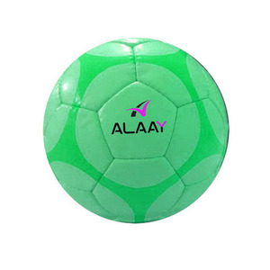 Nouveau ballon de football imperméable pour entraînement et compétition, fabriqué au Pakistan, en vente - Product Image 1