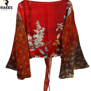 Haut de yoga et de fitness tendance à manches longues et encolure croisée, ajustable, pour femme - Product Image 5