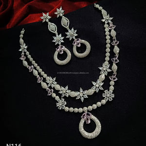 Ensemble de bijoux de mariée en diamant américain classique Collier et boucles d'oreilles en deux pièces pour mariage Style classique à la mode - Product Image 1