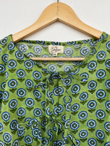 Blusa de Algodón Puro con Estampado Floral Verde para Mujer, Mangas Cortas, Cierre con Lazo al Frente, Estilo Bohemio, Top Informal de Primavera/Verano para Vacaciones - Product Image 2