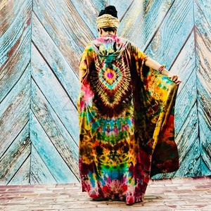 2025 nouveau produit main cravate teinture Kimono veste vacances Boho coupe ample veste vêtements de plage couvrir vacances d'été femmes Kimono Robe - Product Image 2