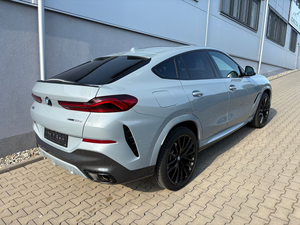 BMW X6 xDrive30d M Sport Pro 2024 – SUV Diesel avec suspension pneumatique et performances AWD - Product Image 4