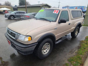 Camioneta Mazda B-Series B3000 SE Modelo 1998 Usada en Venta - Product Image 2