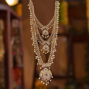 ชุดสร้อยคอแฟชั่นดีไซน์เนอร์แบบสองชั้นประดับด้วยหินโปตาและไข่มุก - Product Image 3